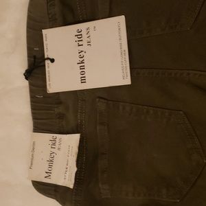 olive green Relaxed fit long rise button fly twisted cuff hem